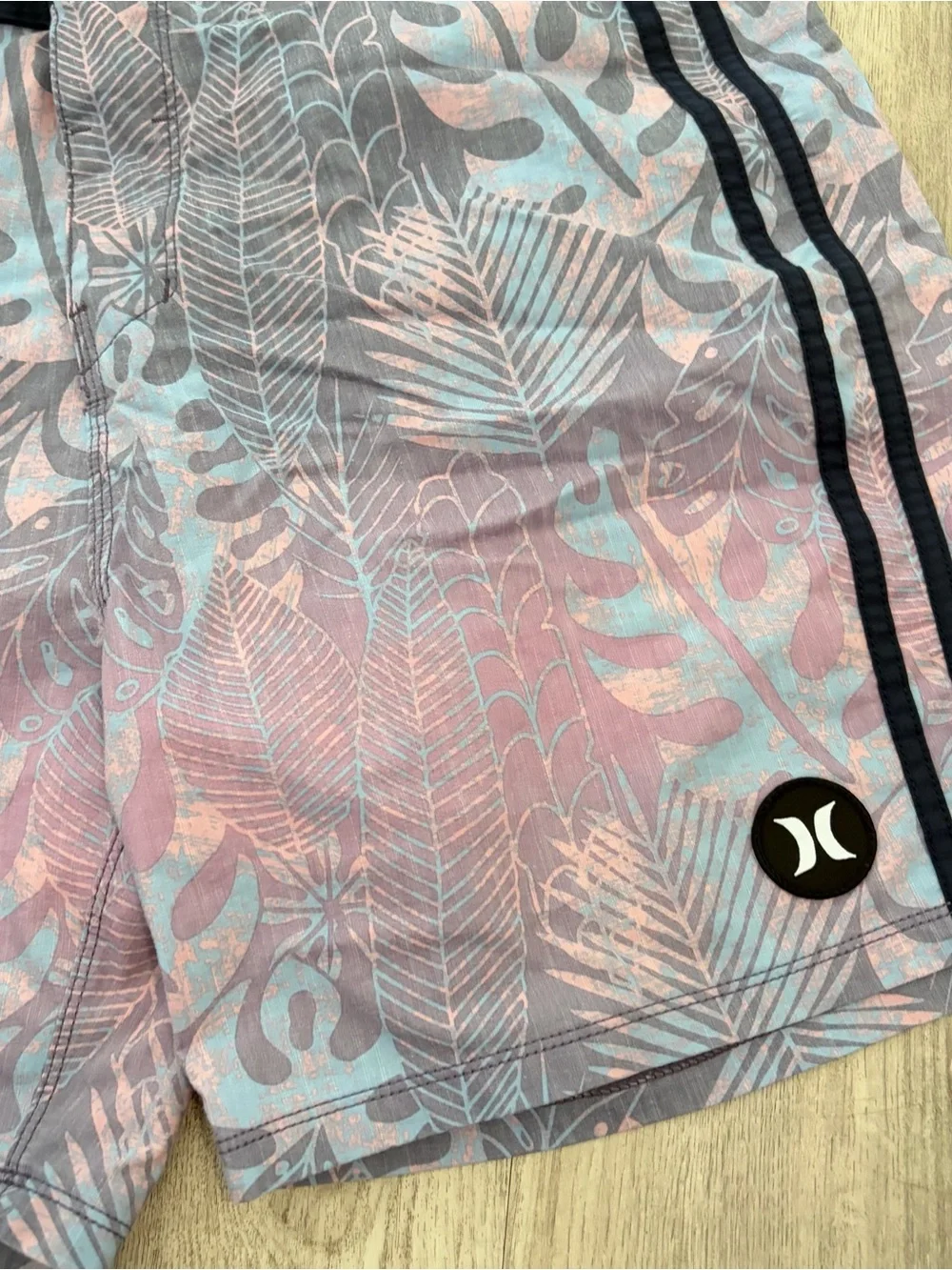 Hurley Board Shorts Phantom Naturals Tailgate Men 32 Pink Tropical Floral Trunks